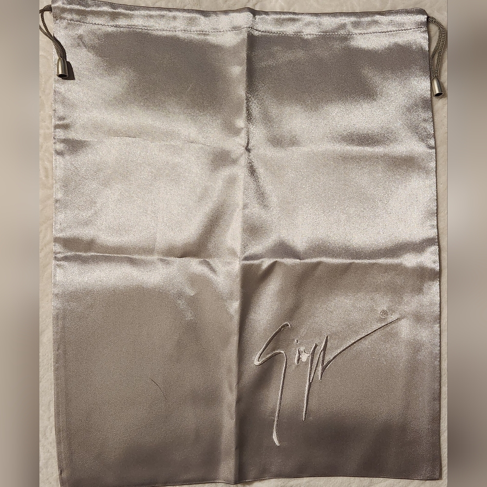 Jennifer Lopez Satin Drawstring Dust Bag NWOT